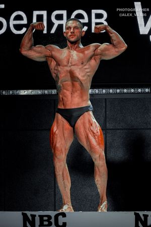 CLASSIC PHYSIQUE